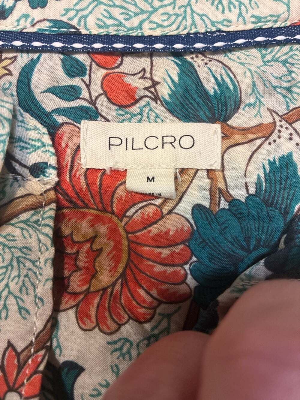 Pilcro Floral Long Sleeve Button Down Shirt Size M - Picture 4 of 16